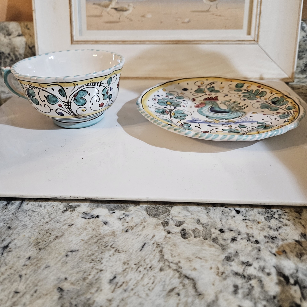 Italian Tea Cup And Sauce